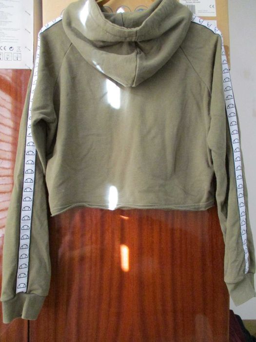 худи кроп топ Ellesse с лампасами