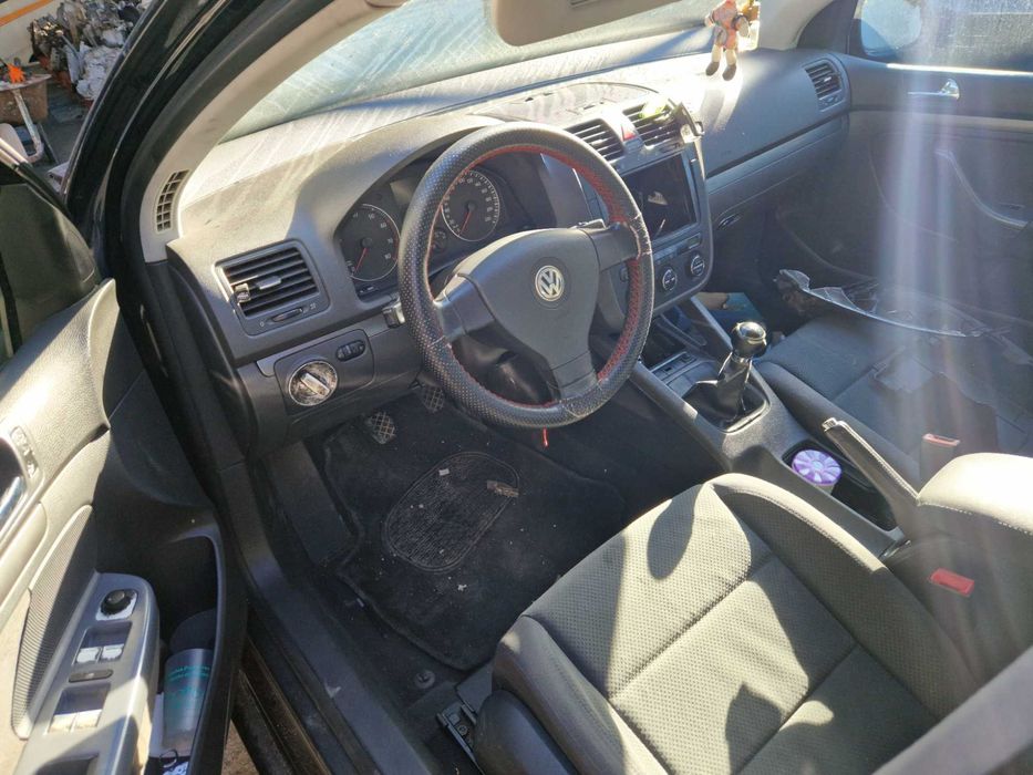 VW Golf 5 para peças
