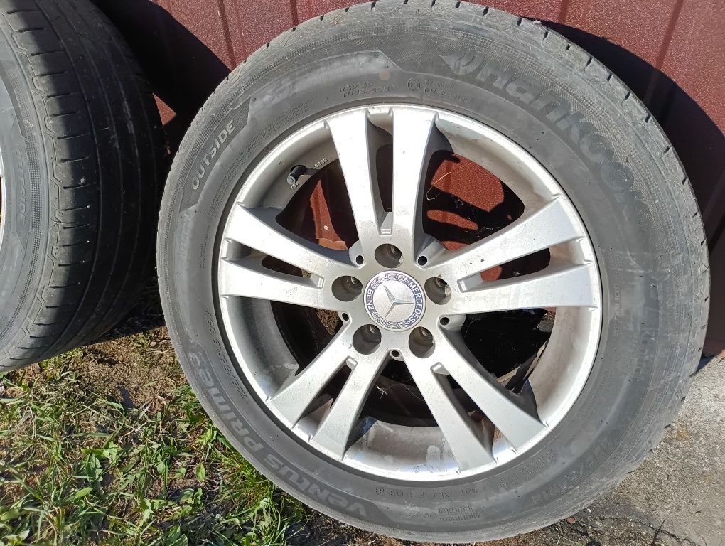 Felgi 16 z oponami 225/55 R16 95V Mercedes Benz E klasa