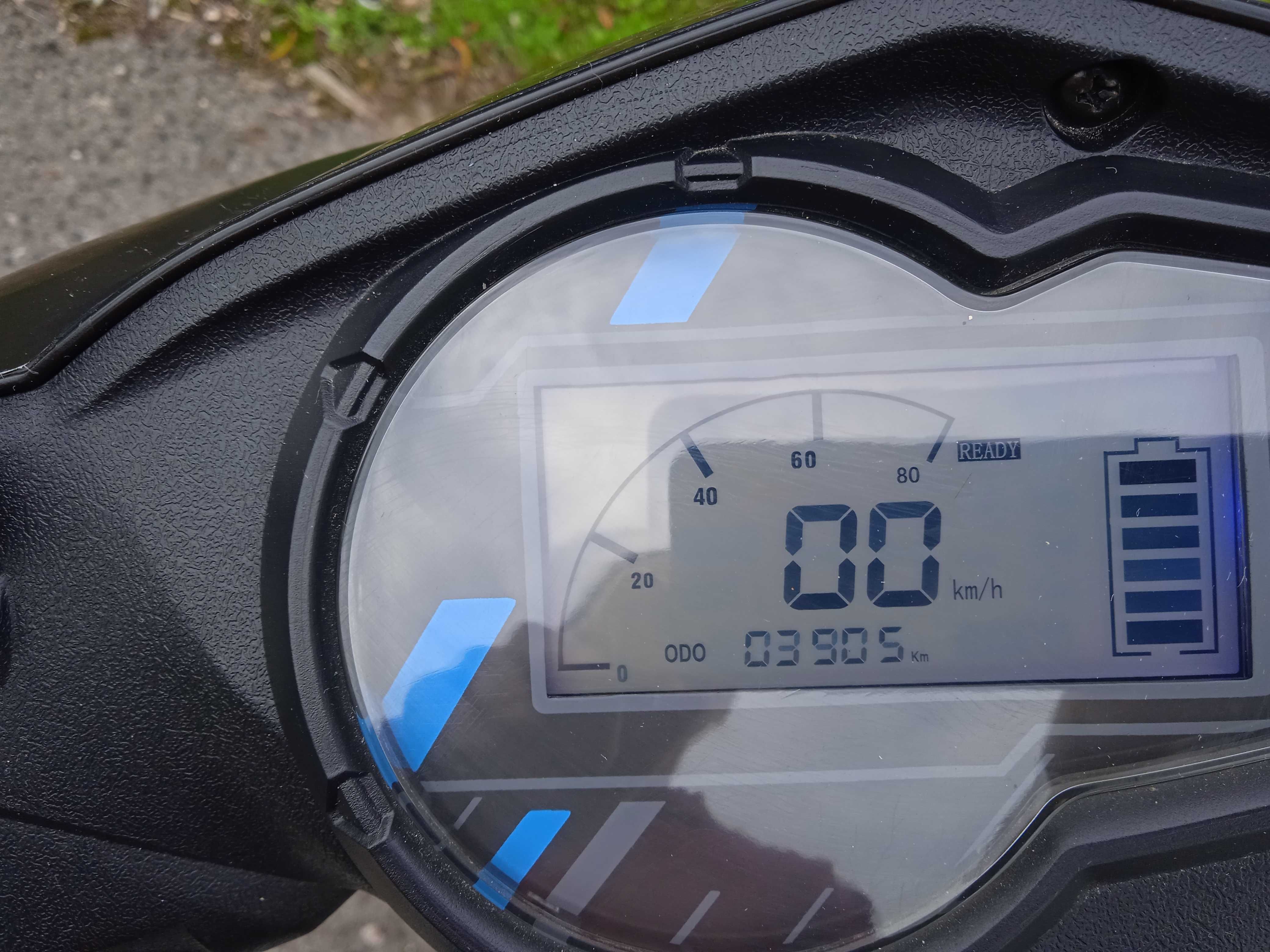 Scooter elétrica