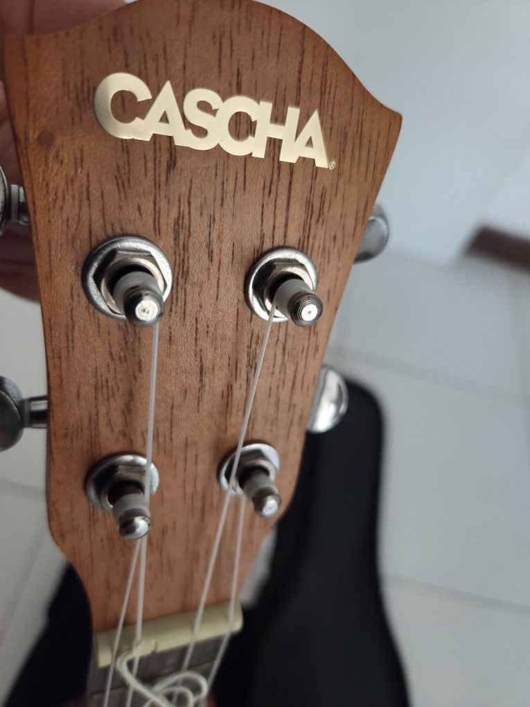 Ukulele com Saco