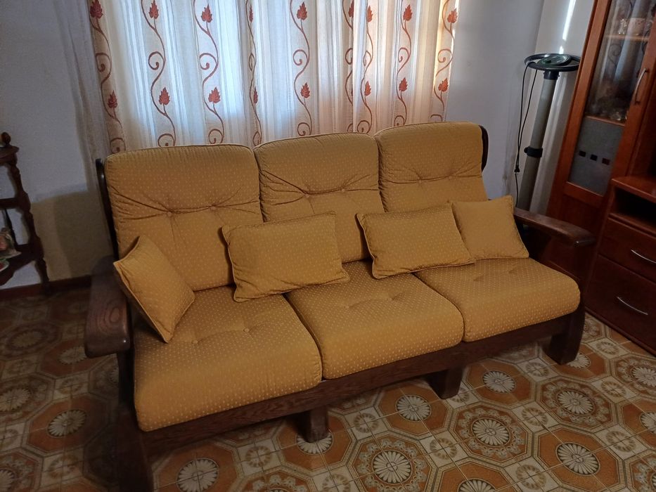 Vende se Sofás Carvalho Holandes