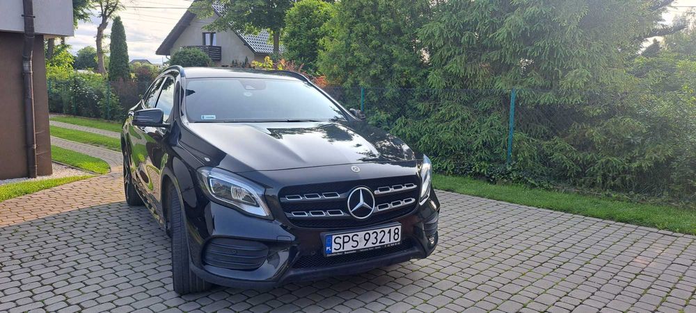 Mercedes-Benz GLA 200 1.6 benzyna , pakiet AMG -BOGATA WERSJA !