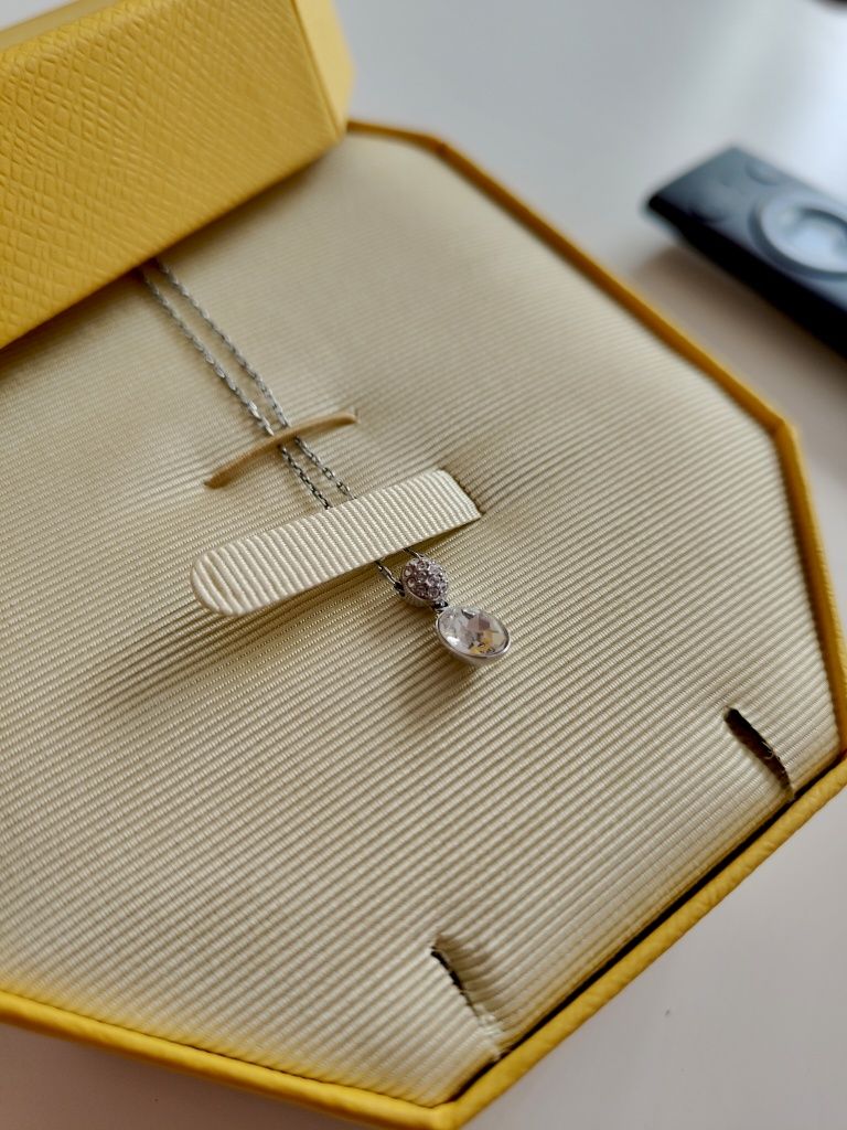 Naszyjnik Swarovski kryształowy srebrny