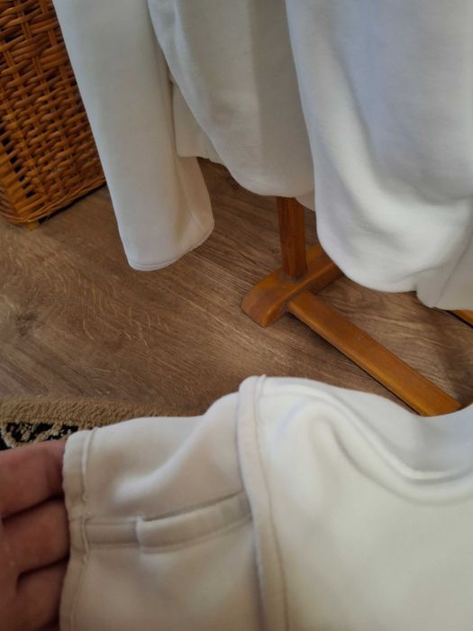 Кофта адідас біла