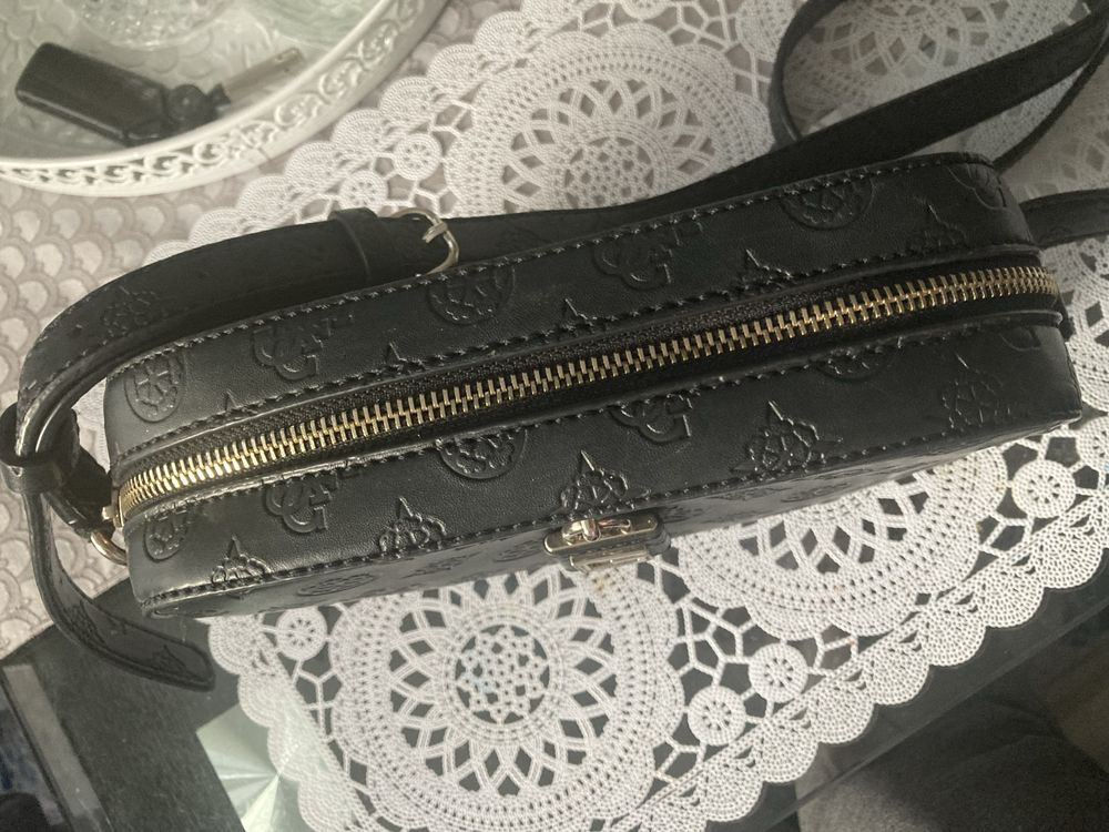 Torebka damska Guess
