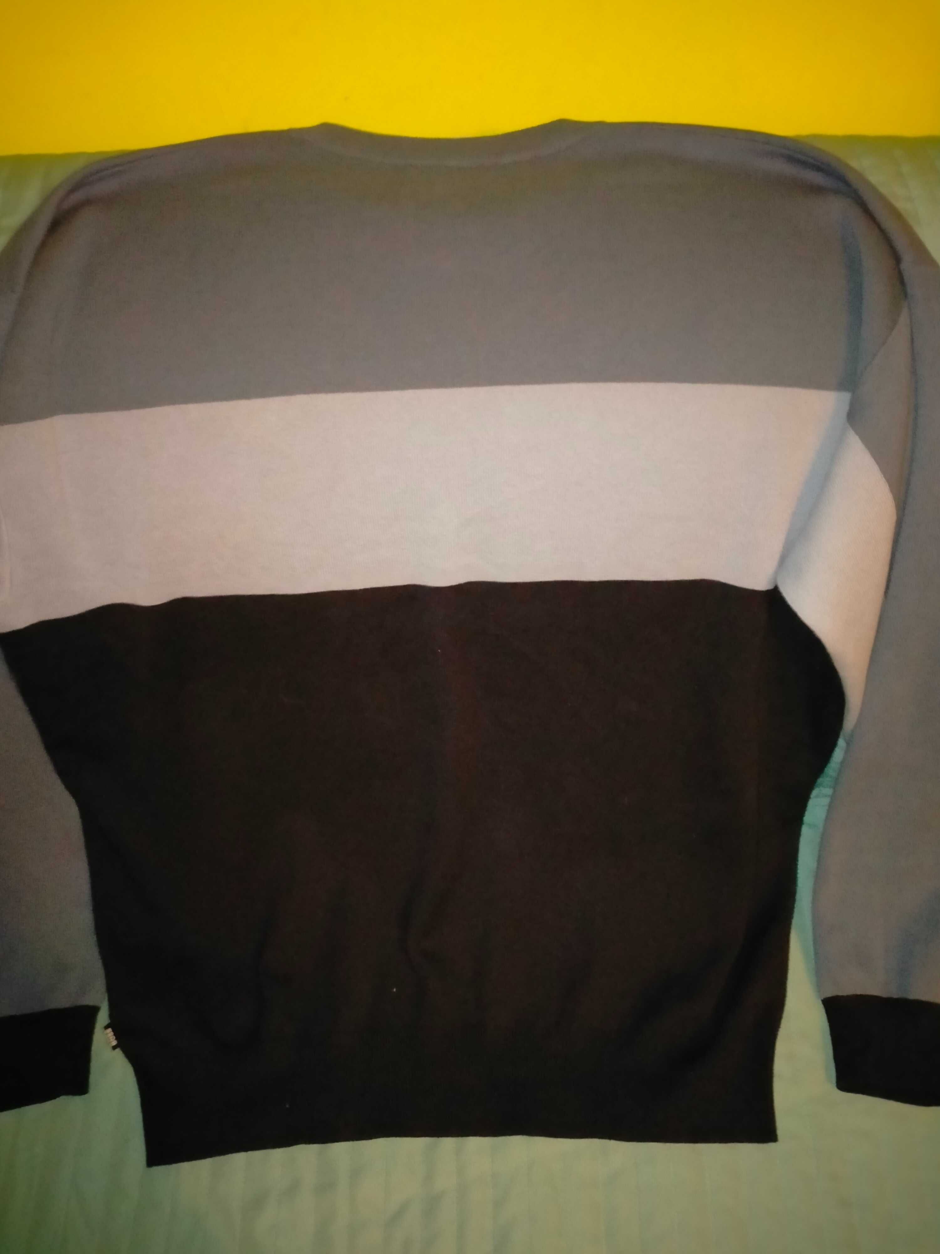 Sweter męski Hugo Boss r.XL