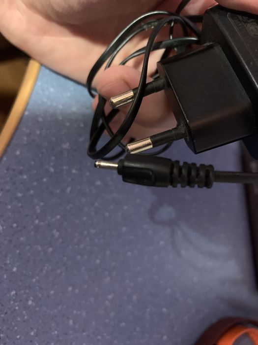 Зарядний пристрій Nokia / Нокіа (тонкий штекер)