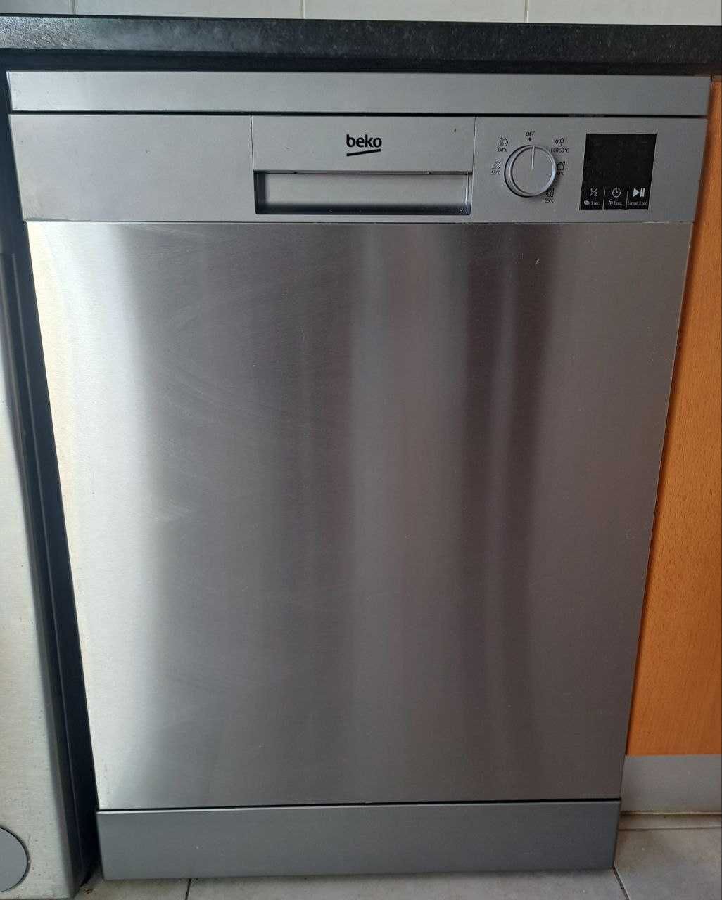 Máquina de Lavar Loiça Beko
