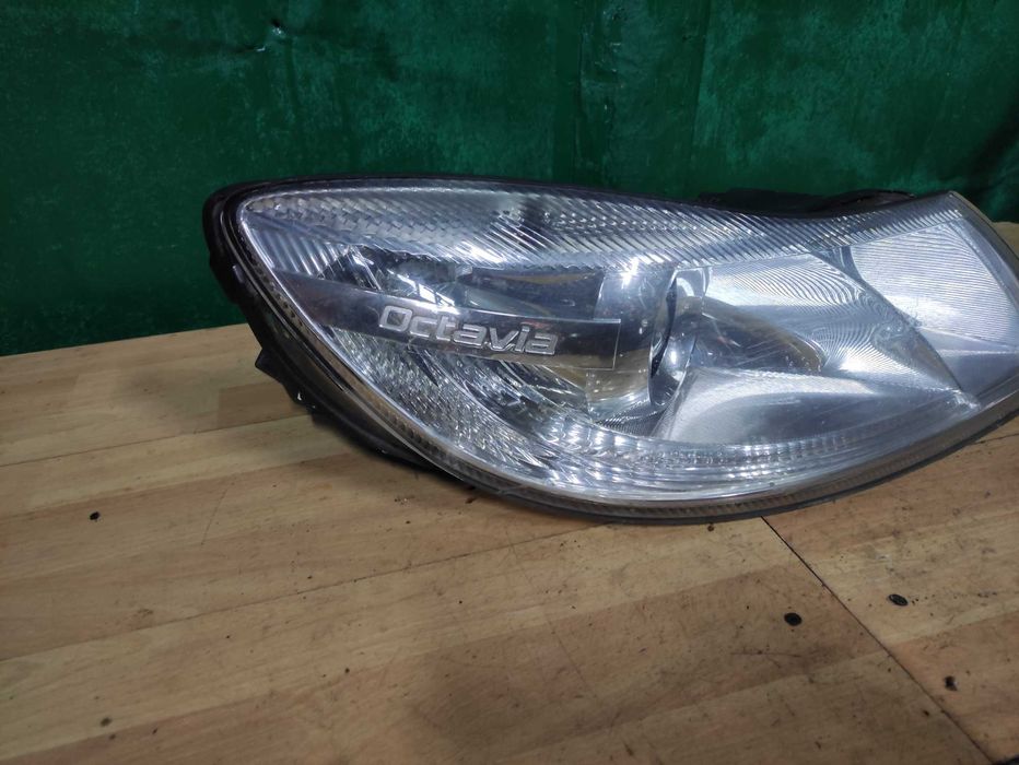 Права фара Skoda Octavia A5 1z1941016f правая фари шкода Октавія а5