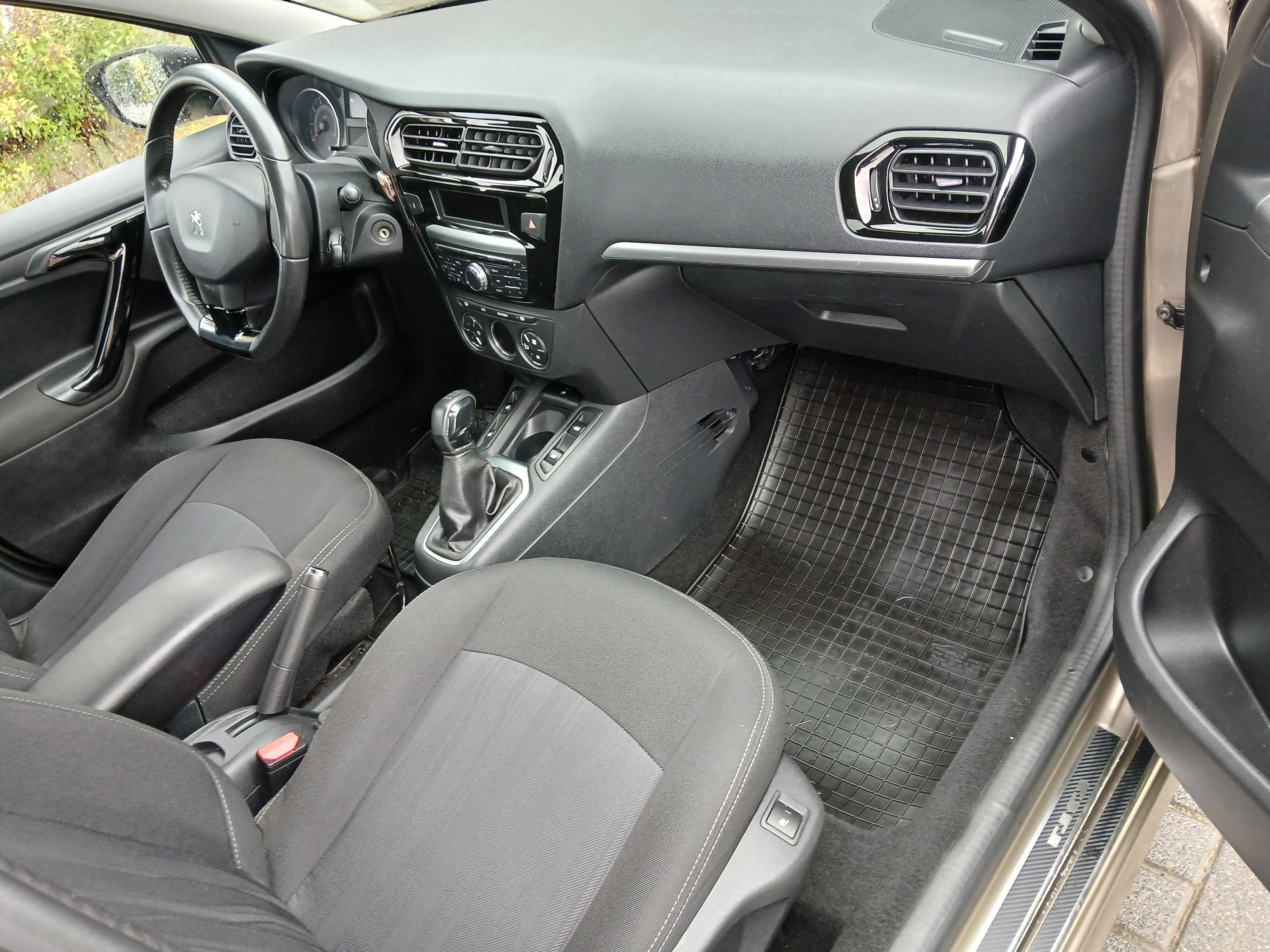 Peugeot 301 zarejestrowane klima