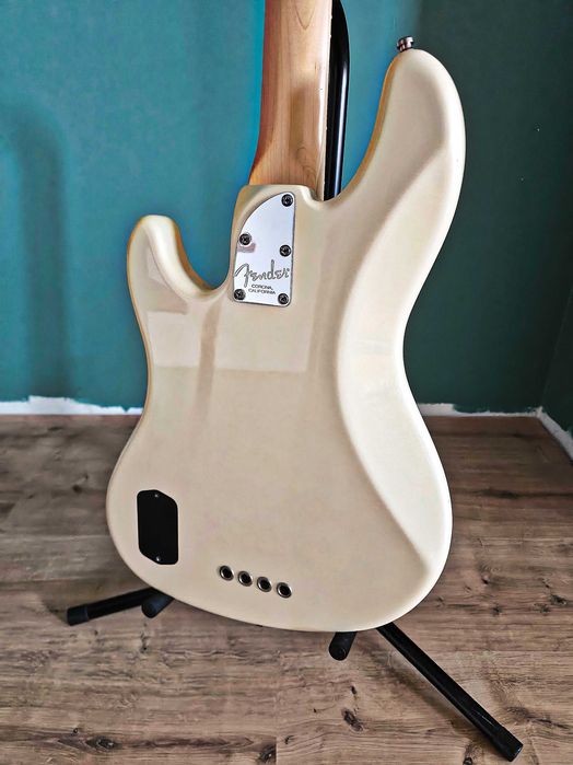 Fender Jazz Bass Deluxe 2007