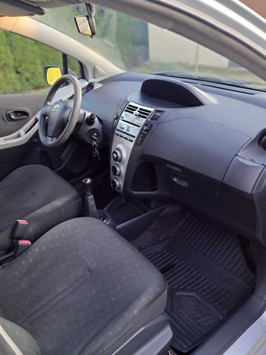 Toyota Yaris 1.3Pb Bezwypadkowa Po Serwisie