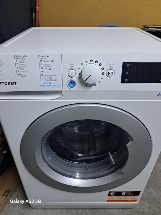 Maquina de lavar roupa Indesit