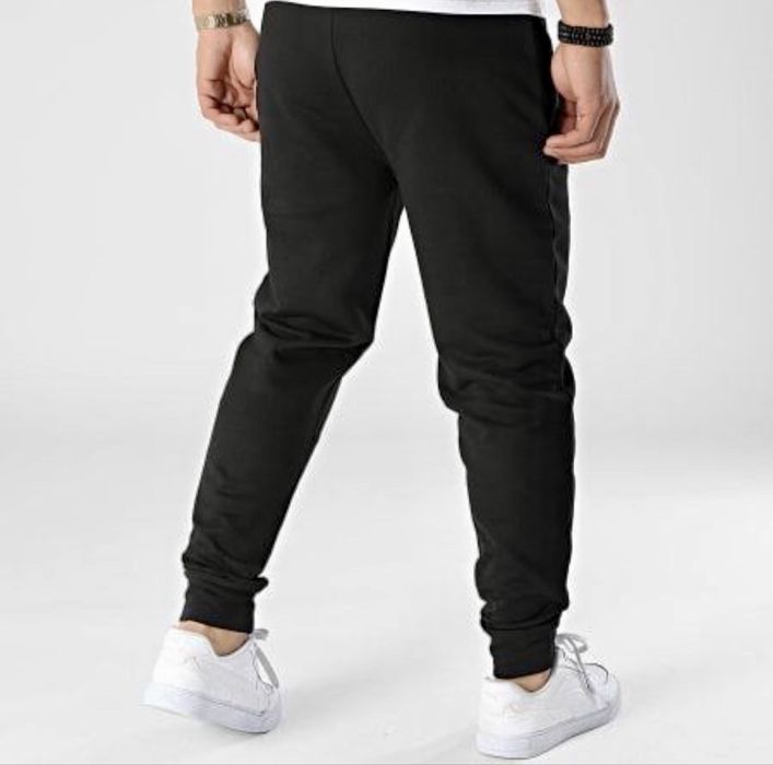 Джогери Hugo Boss на S чоловічі штани