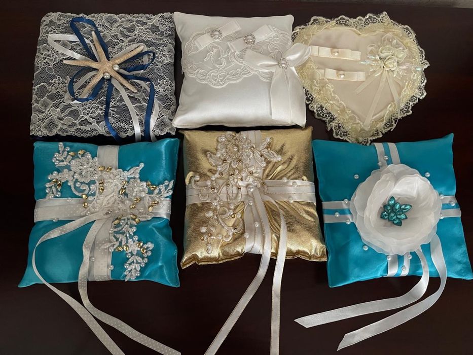 Подушечки нові для обручок, 400 грн за всі