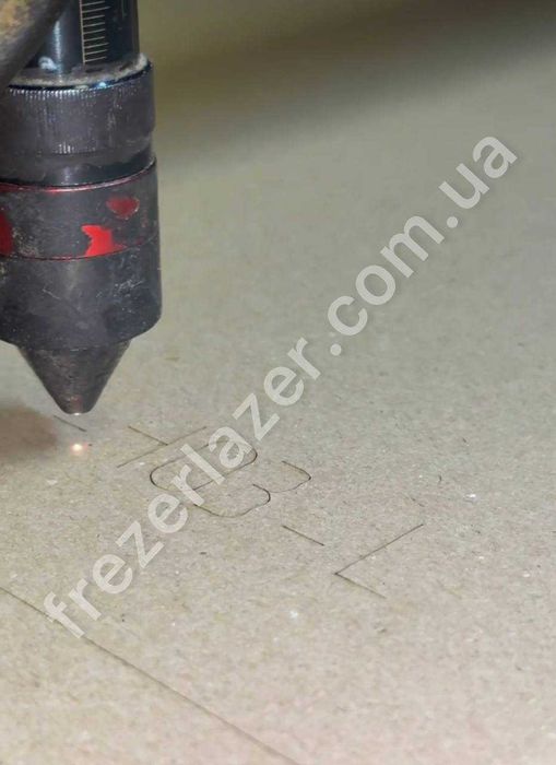 Лазерна порізка матеріалів: шкіри,силікону,картону, фетру, гуми ДНІПРО