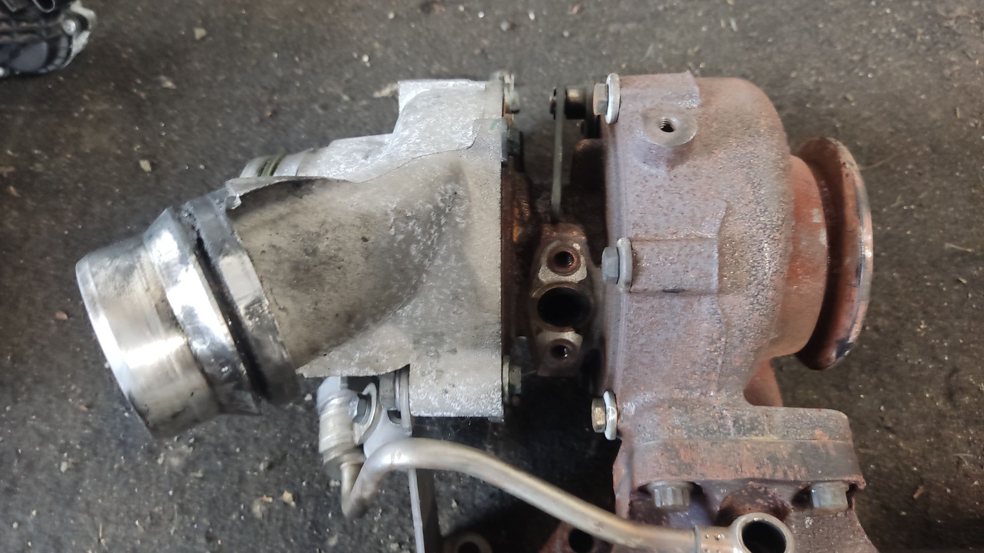Turbina turbosprężarka toyota Avensis t29 1.6d d4d