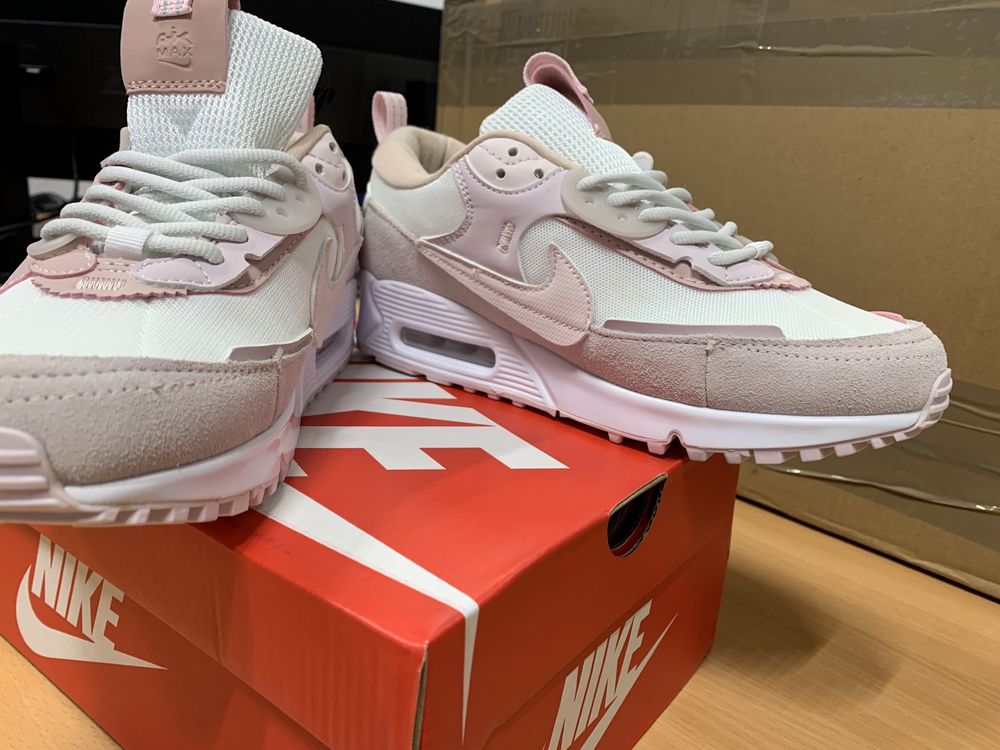 Buty damskie Nike Air Max 90 Futura r 40-nowe