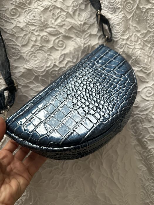 Fabiola nowa torebka nerka saszetka nienieska croco skóra skórzana