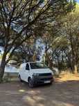 VW Transporter T5 Impecável