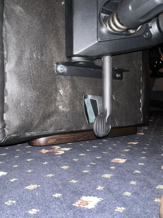 Крісло натуральна шкіра ідеал для керввника офісне