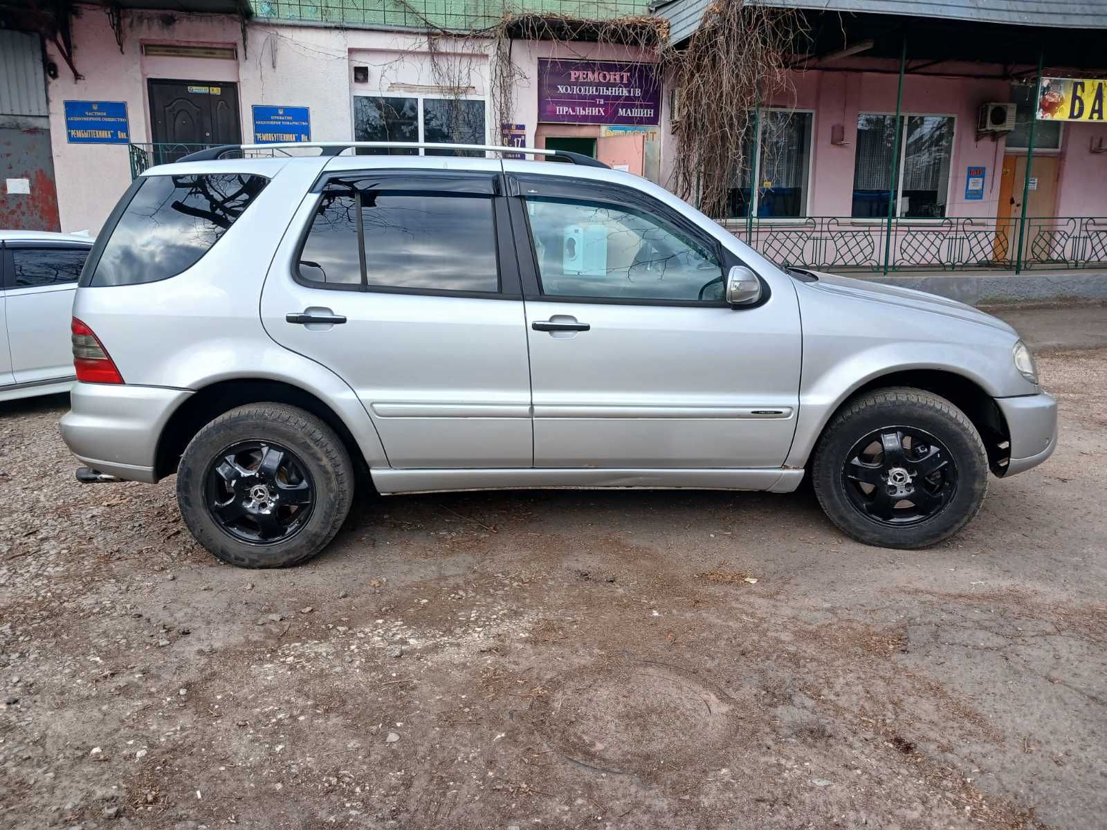 Mercedes-Benz M-Class ML 270 2,7 л./дизель