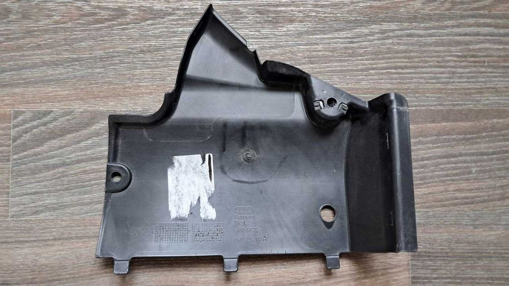 Захист двигуна, коробки, днища Audi Q5 2012-2016, 8R0 863 821 B