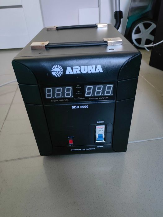 Стабілізатор напруги Aruna sdr5000