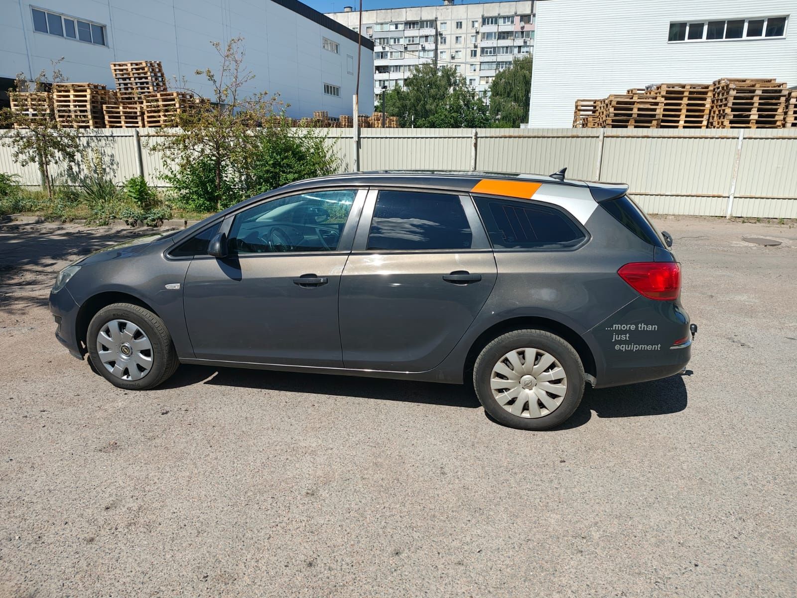 Opel astra 2014 дизель 2л