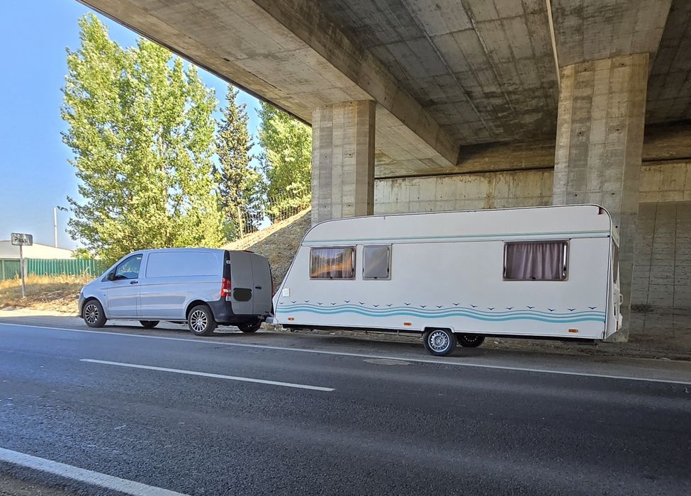 Aluguer / Transporte ocasional com engate de reboque