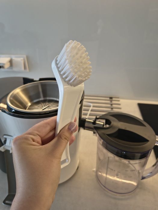 Sokowirówka  Bosh Vita Juice 2