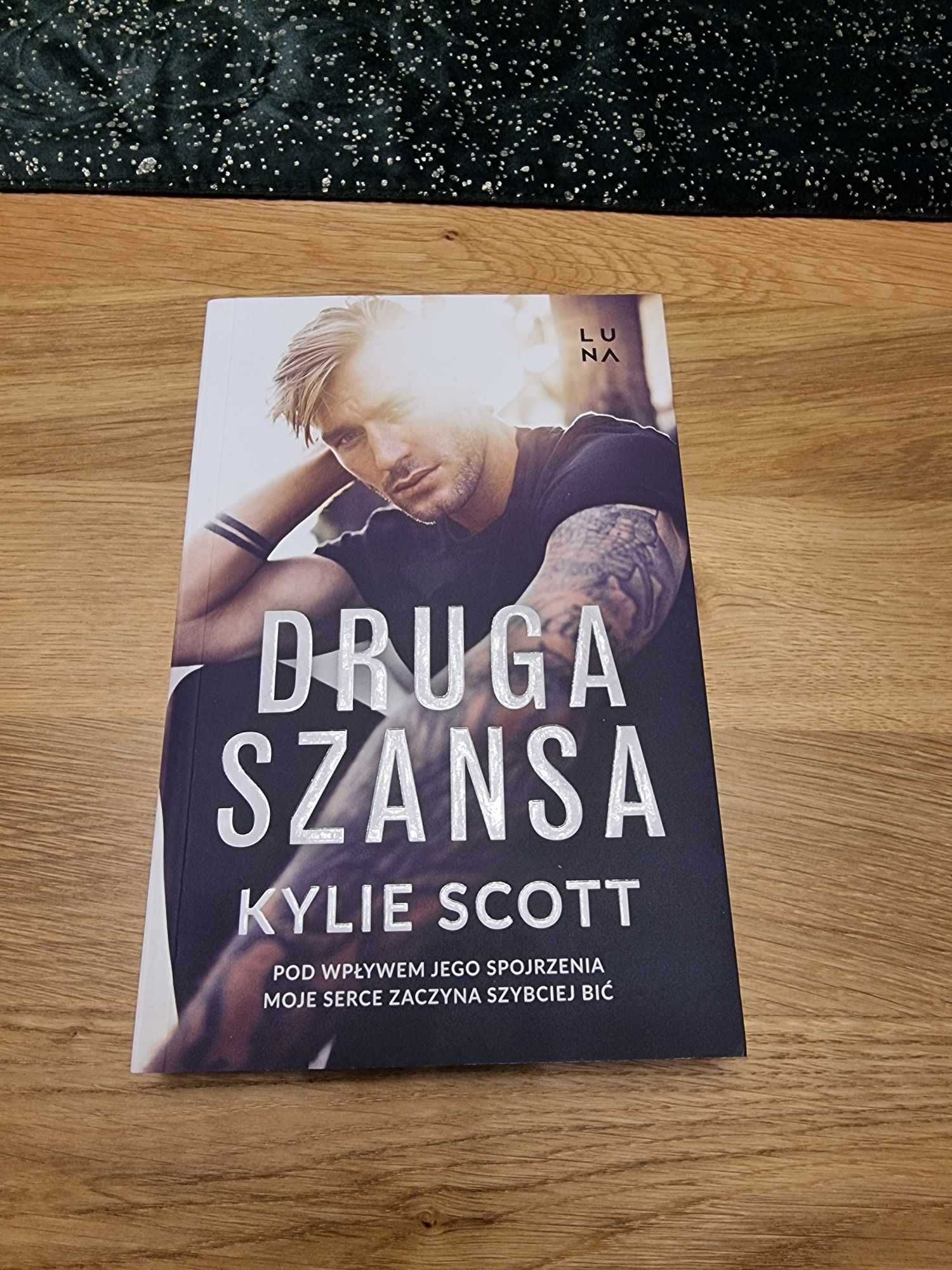 Sprzedam Książkę, Kylie Scott