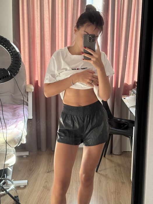 Продам шорты недорого