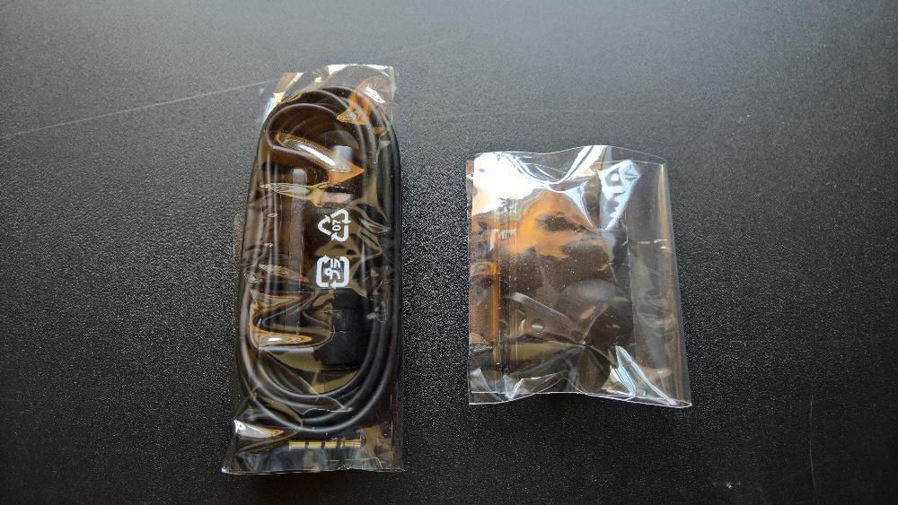 Auriculares/Earphones Sony MH750 Preto NOVOS