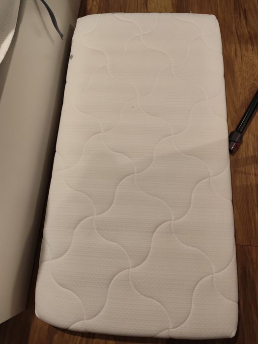 Materac dziecięcy Hilding+ochraniacz na materac gratis