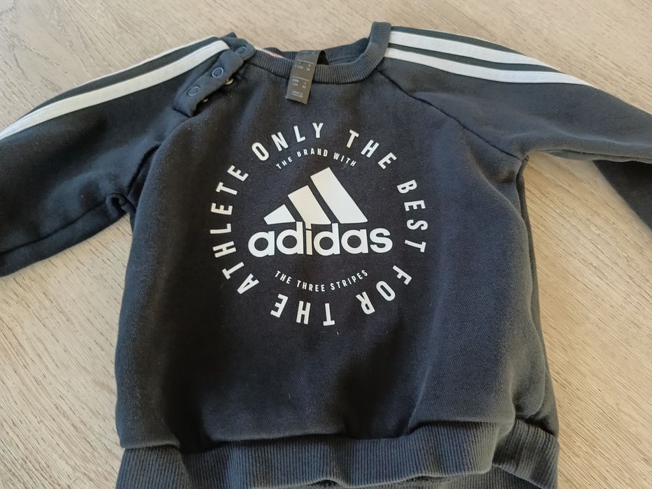 Czarny dresik Adidas 80