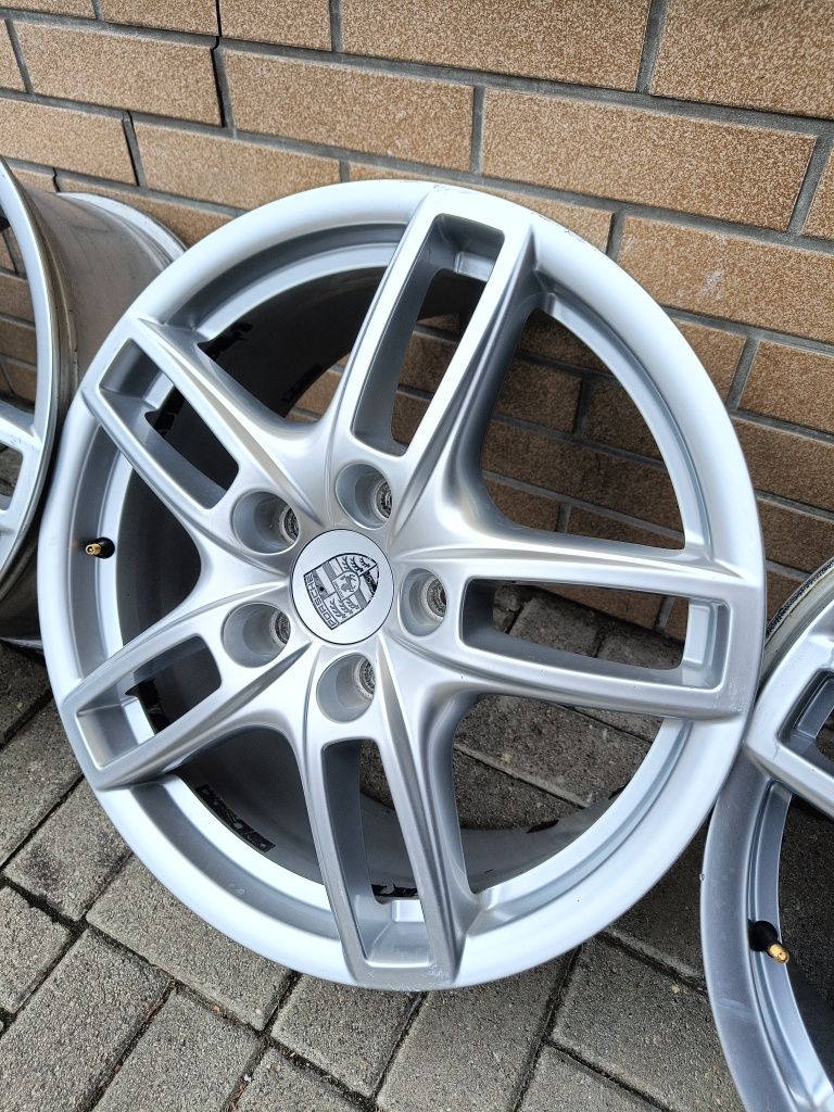 Felgi Aluminiowe 19 Cali 5x130 8.5Jx19 ET59 - Porsche Cayenne Turbo