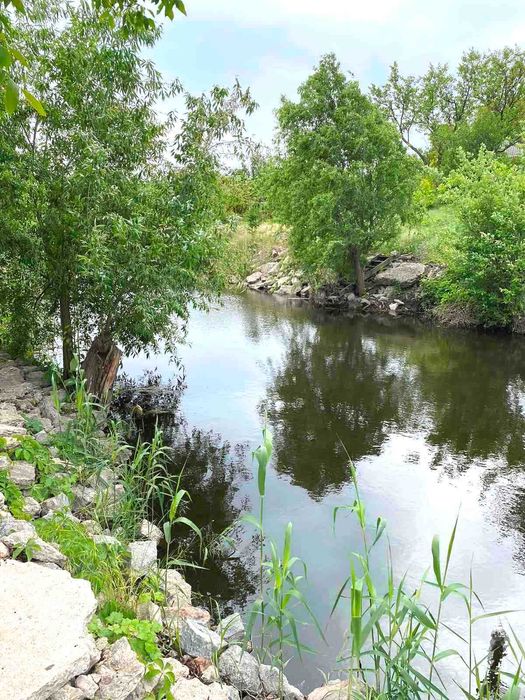 Продаж земельної делянки (11 соток) з ОЗЕРОМ вул. Сонячна.