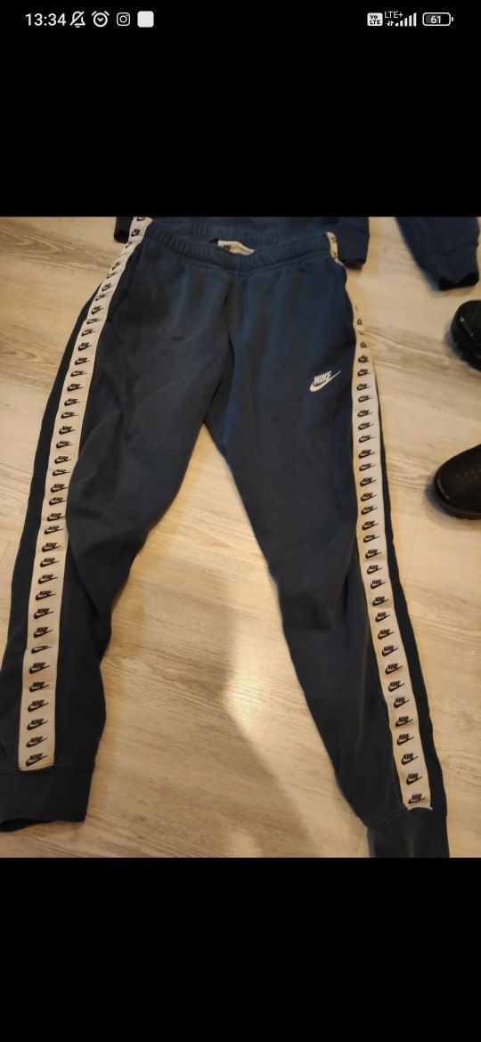 Komplet dresowy Nike rozmiar S