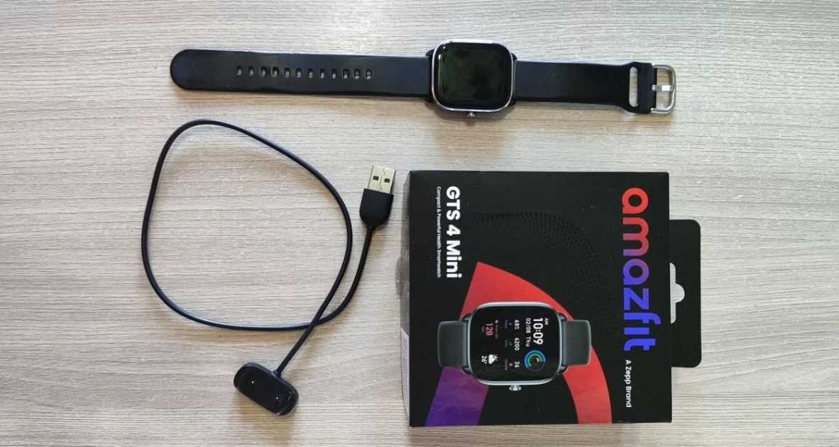 Amazfit GTS 4 mini , розумний годиник , фитнес трекер