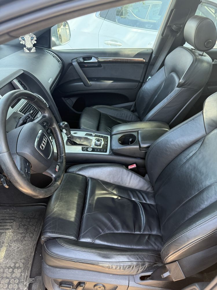 Sprzedam Audi Q7