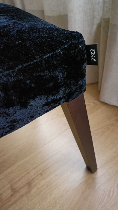 8 Cadeiras de Jantar Super Confortáveis em Veludo – Aproveite!