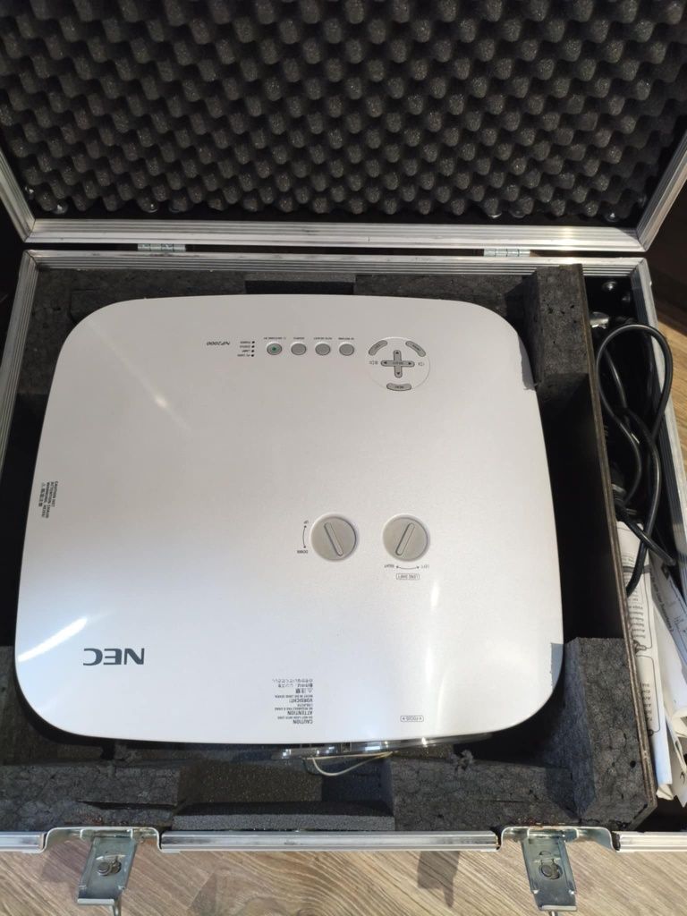 Projektor NEC NP2000/NP1000
