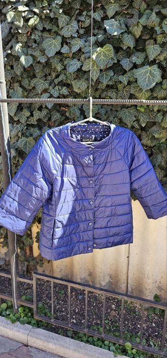 Лёгкая курточка .