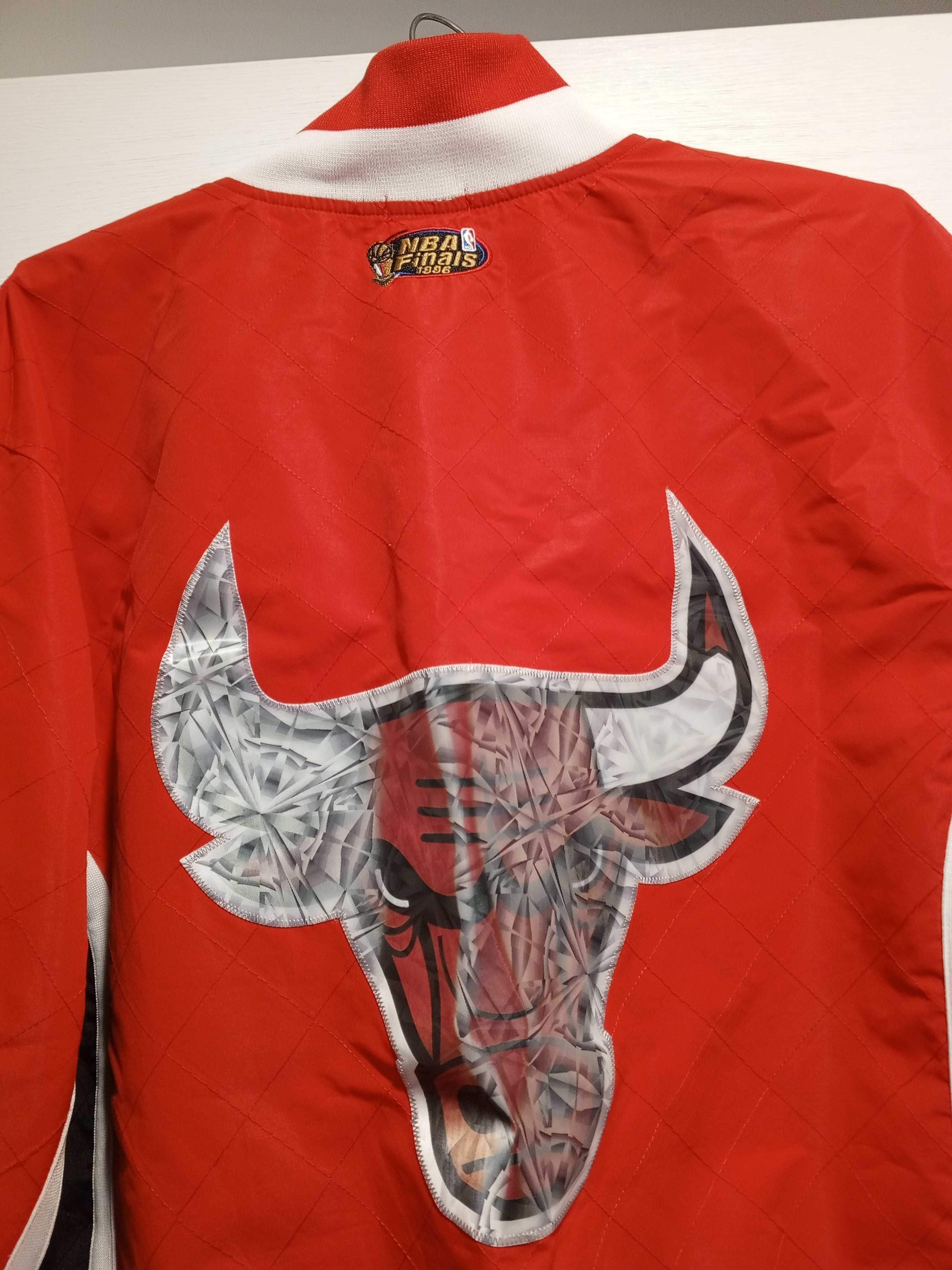 Kurtka bejsbolowka Chicago Bulls roz XL(48)