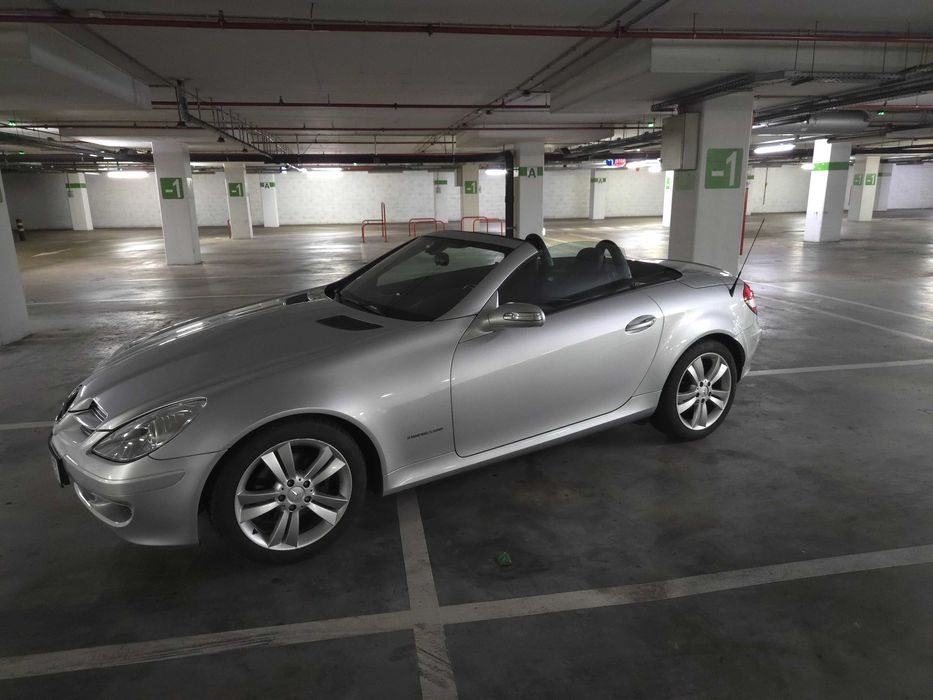 Descapotável Mercedes SLK 200