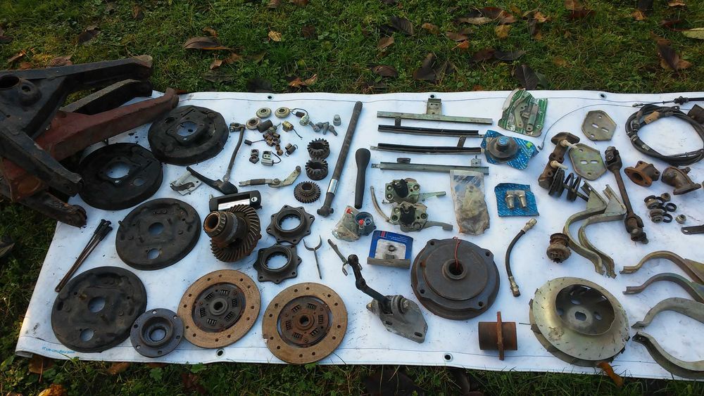 Fabrycznie Nowe Części z czasów prl  Fiat 126p maluch