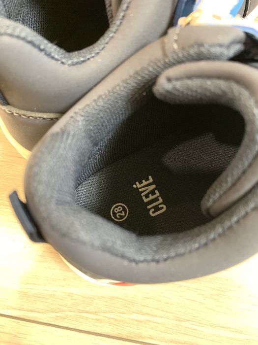 Нові осінні черевики для хлопчика фірми CLEVE розмір 28