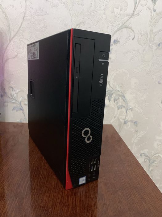 Продам системний блок Fujitsu Esprimo